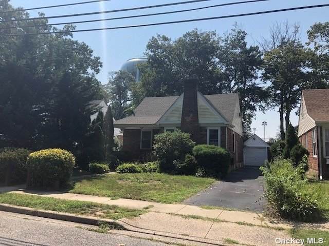 492 Russell Street - Photo 1