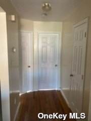 956 Hemlock Street - Photo 1