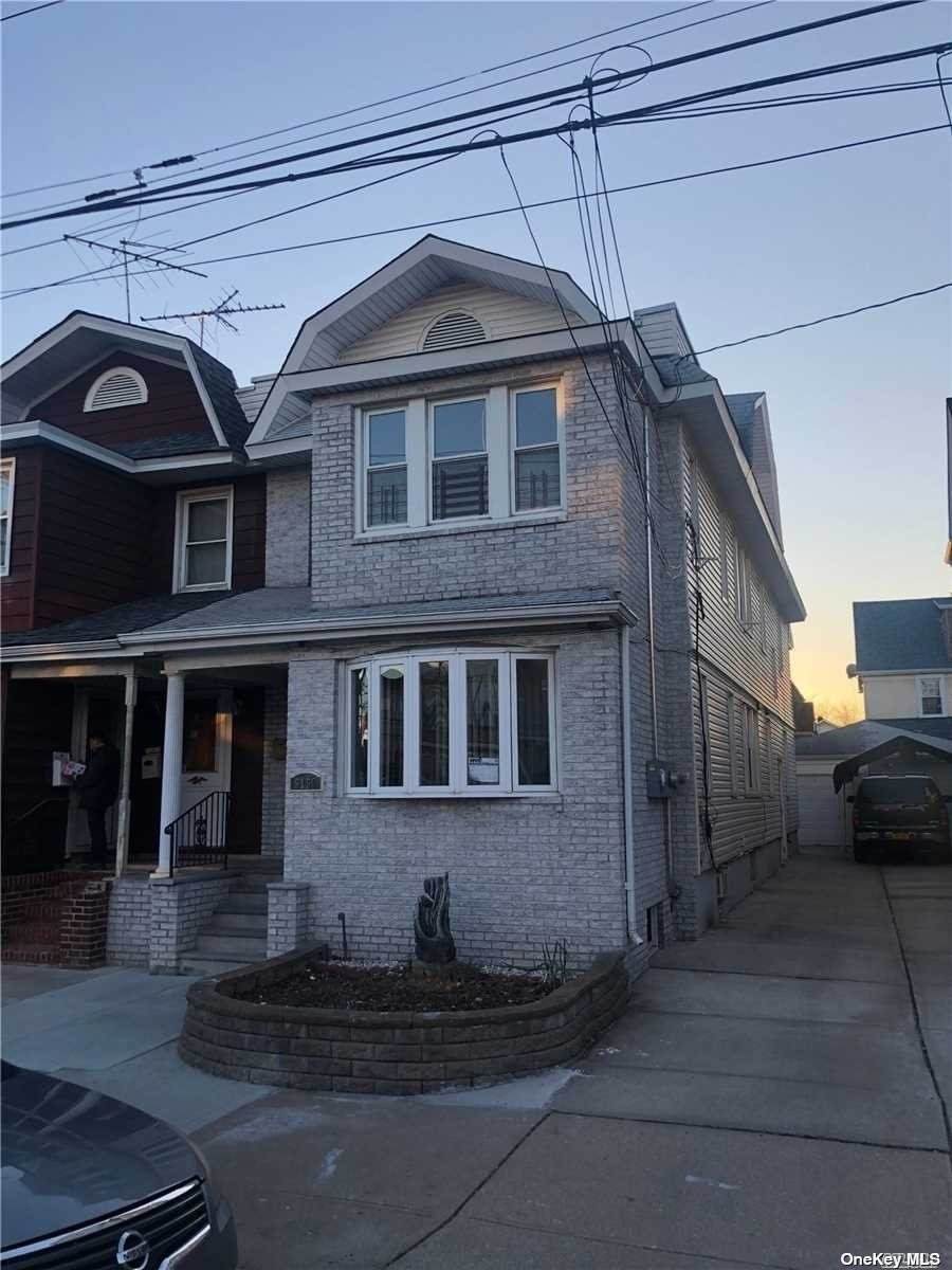 91-50 117th Street - Photo 1