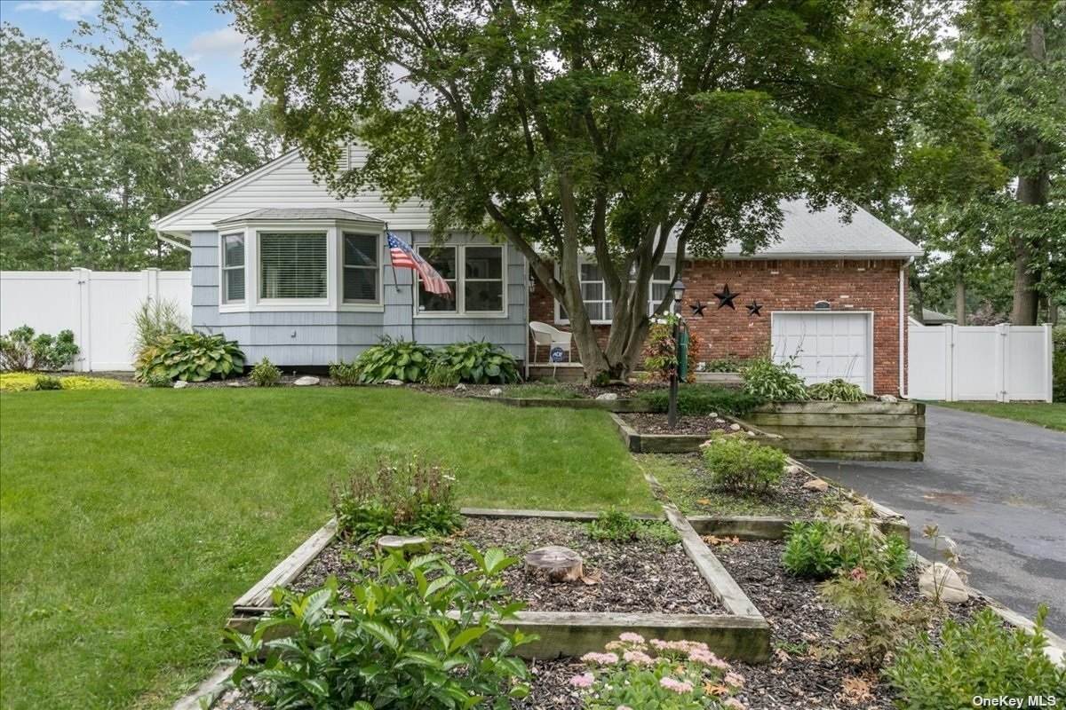 78 Toledo Street - Photo 1