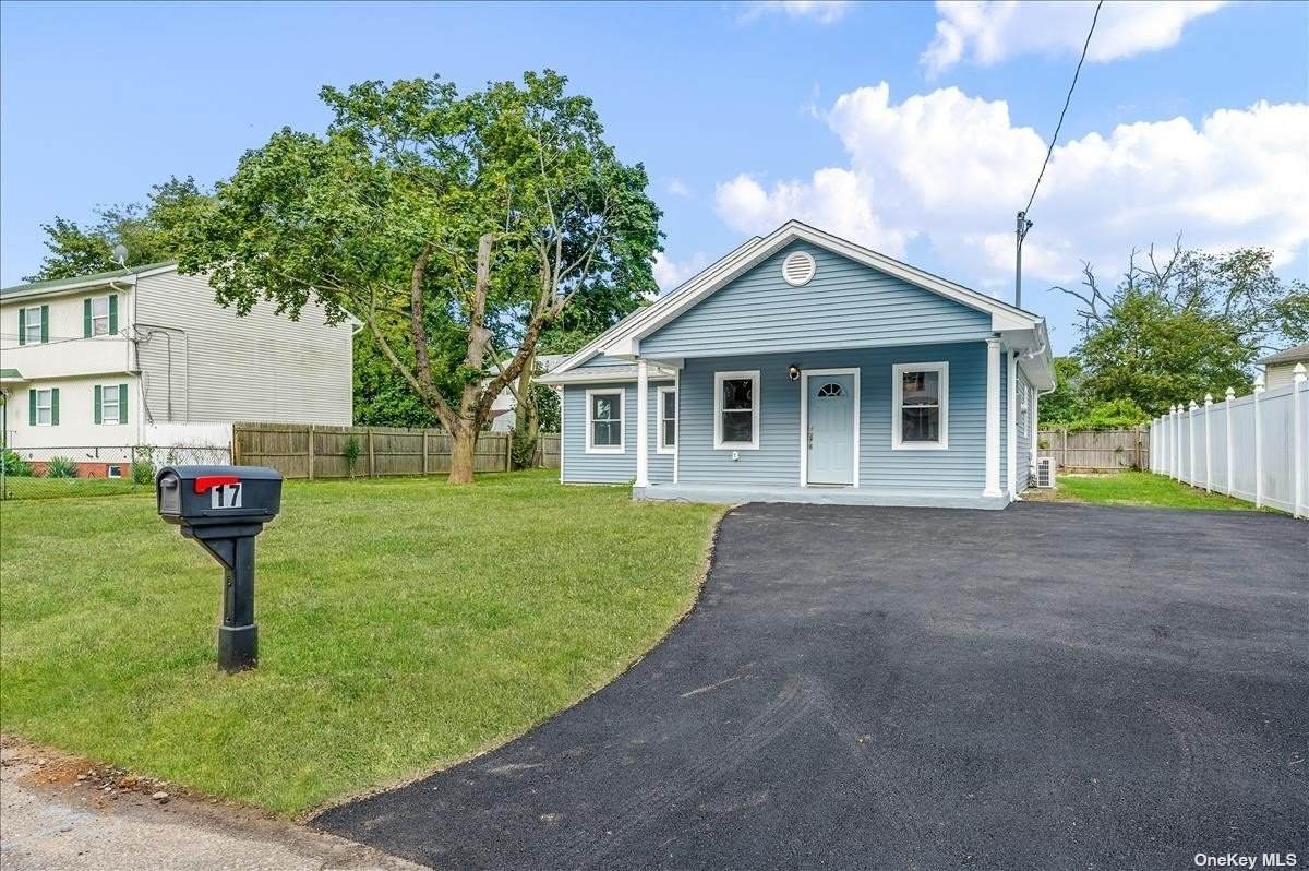 17 Palm Place - Photo 1
