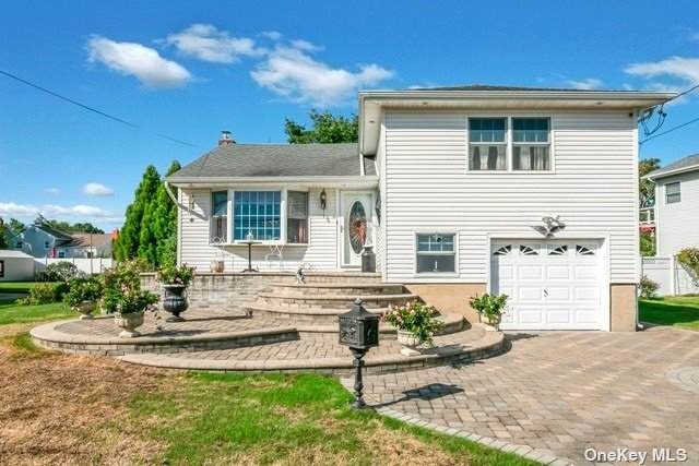 374 Violet Street - Photo 1
