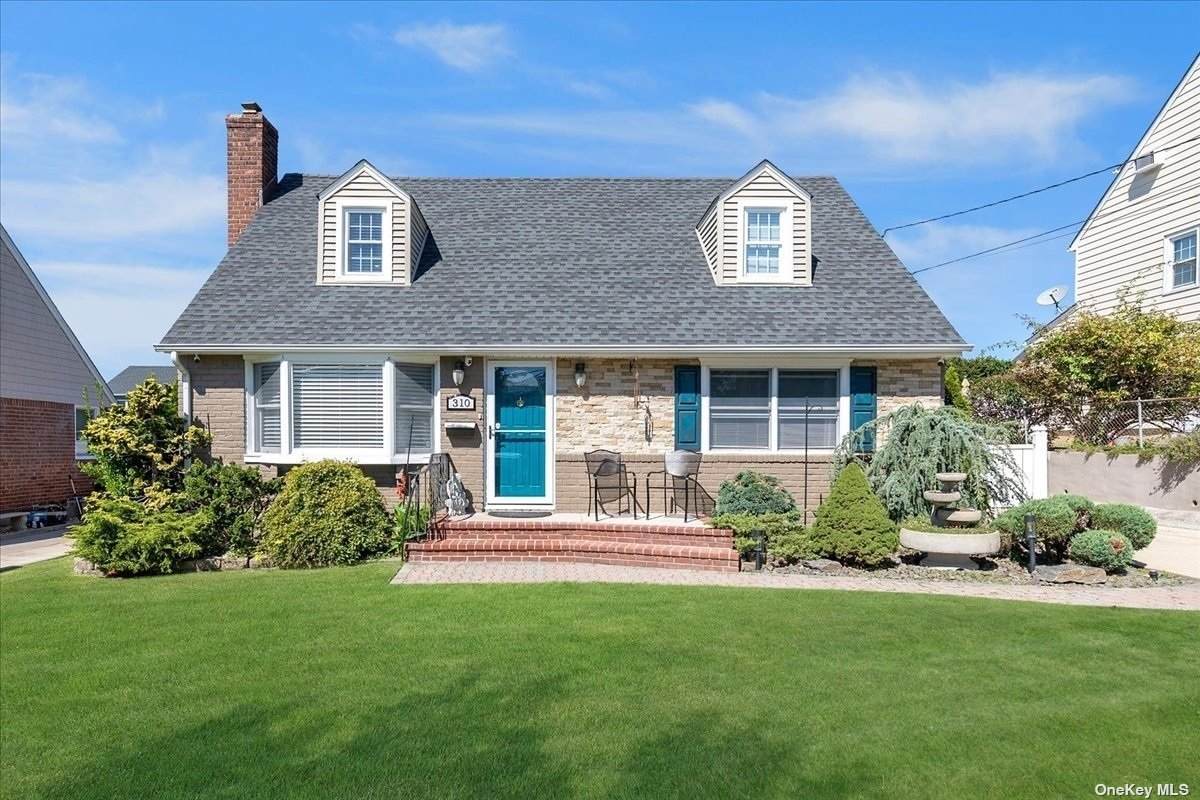 310 Walter Avenue - Photo 1