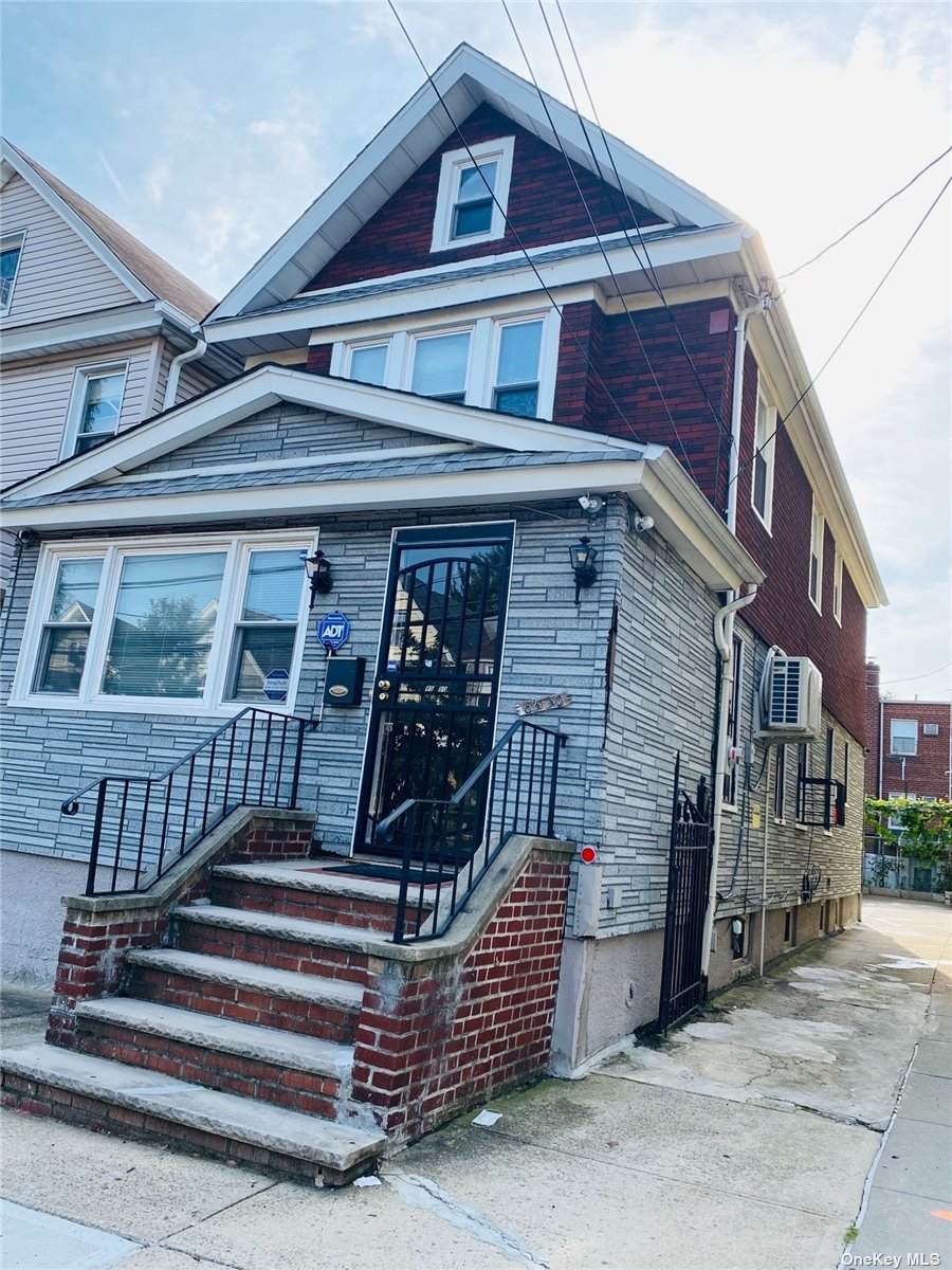 85-50 76 Street - Photo 1