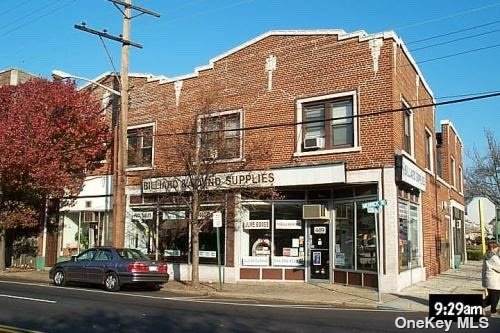469-479 Merrick Road - Photo 1
