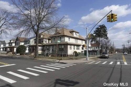 104-75 212th Street - Photo 1