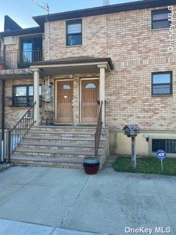 150-06 Tahoe Street - Photo 1