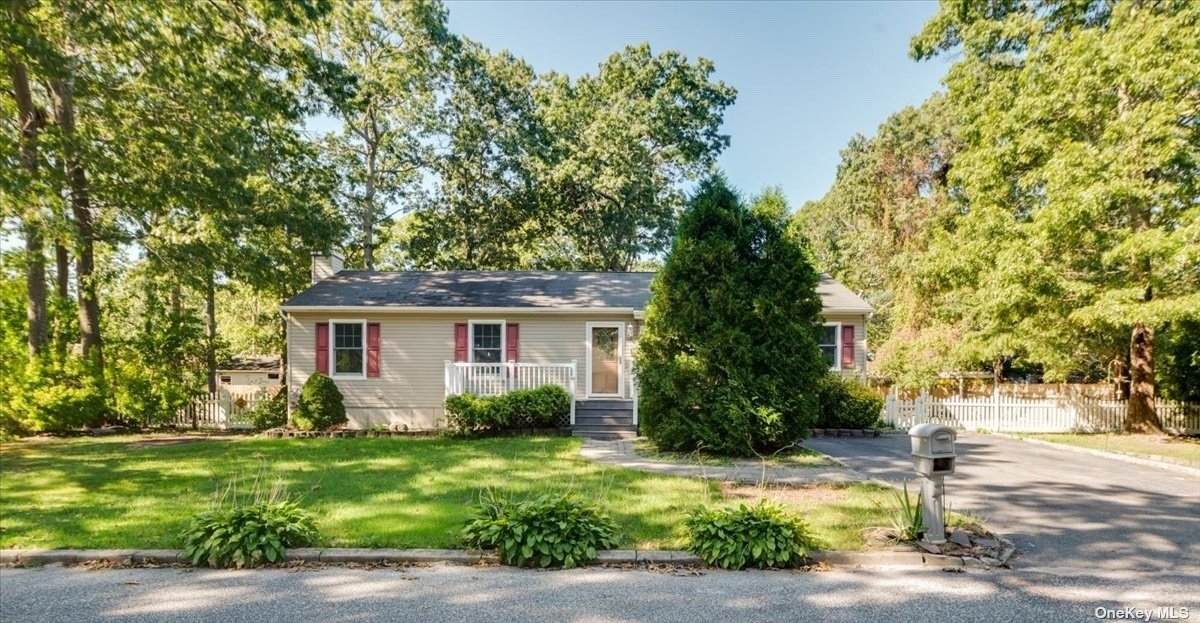 88 Franklin Avenue - Photo 1