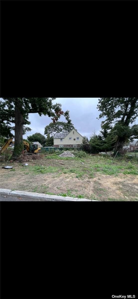 112-03 178 Street - Photo 1
