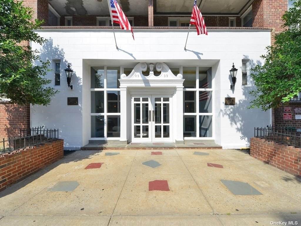83-33 Austin Street - Photo 1