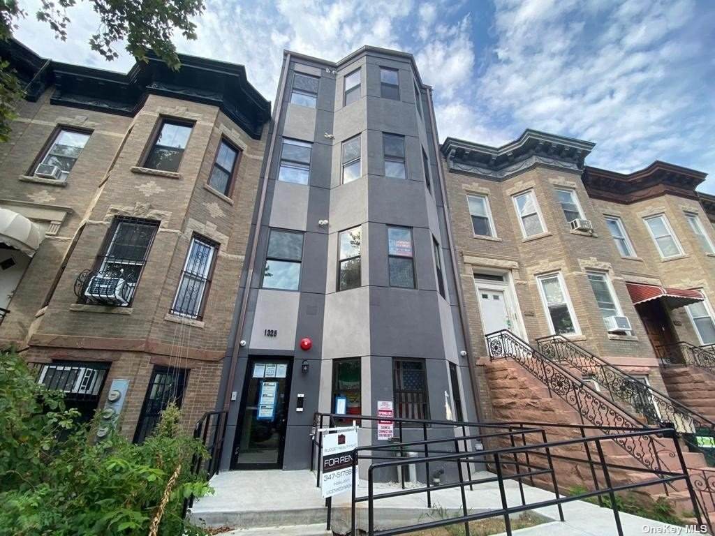 1325 Prospect Pl - Photo 1