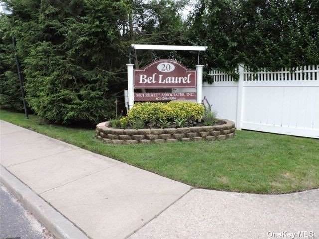 20 Laurel Avenue - Photo 1