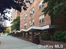 34-20 Parsons Boulevard - Photo 1