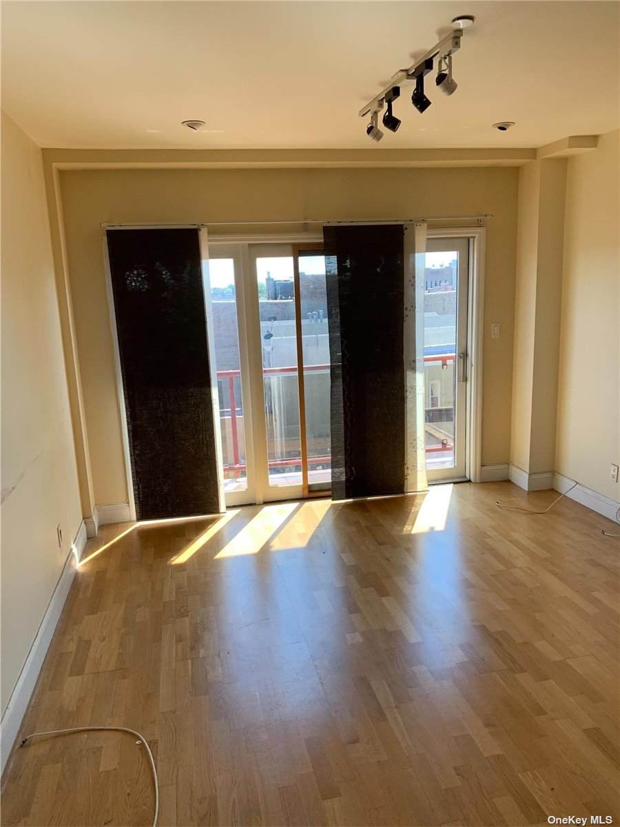 900 Lenox Road - Photo 1