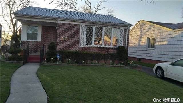128-33 236th Street - Photo 1