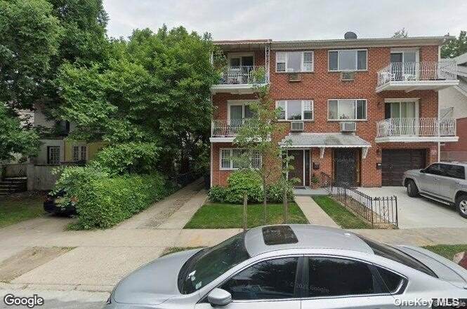 84-28 Beverly Road - Photo 1