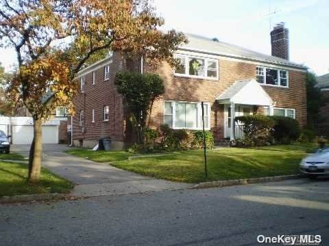 33 Spruce Street - Photo 1