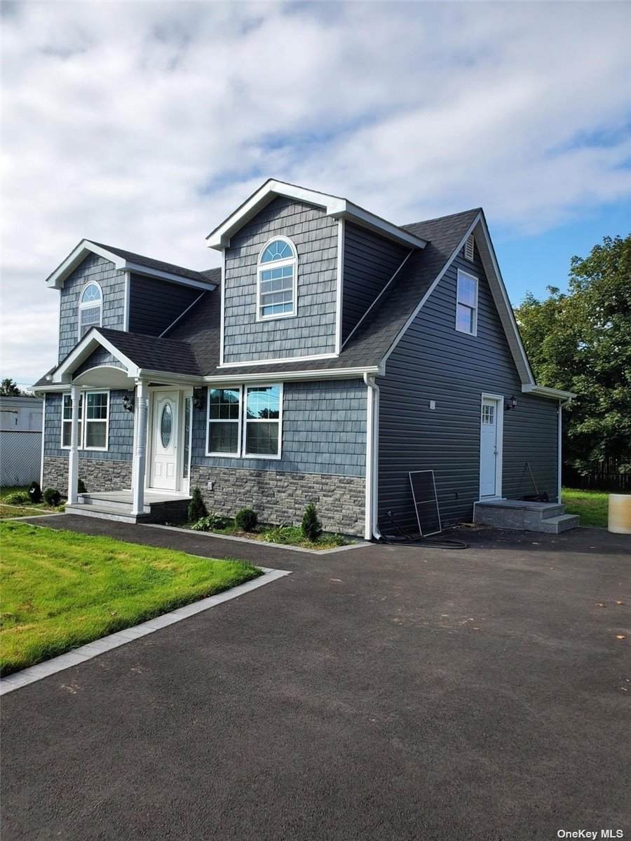 398 Weaver Avenue - Photo 1