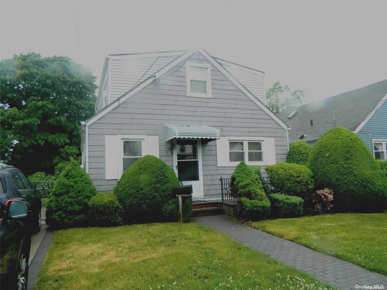 7 Bernard Street - Photo 1