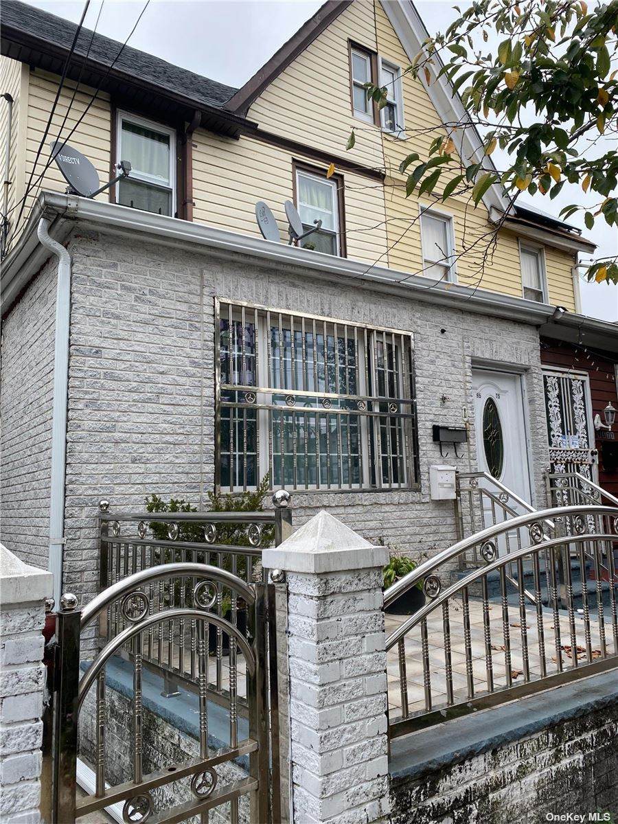95-75 115th Street - Photo 1