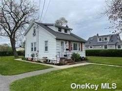 583 15th Street - Photo 1