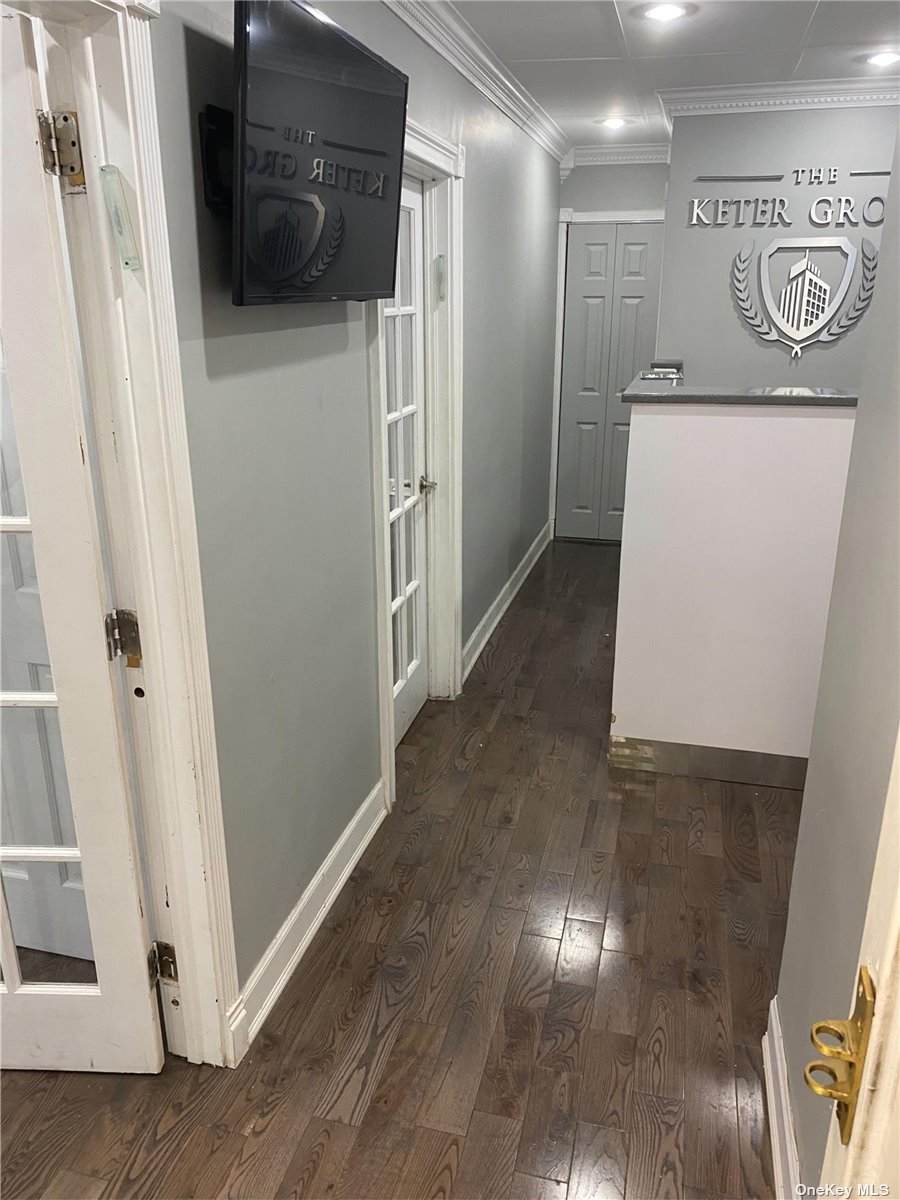901 Sheridan - Photo 1