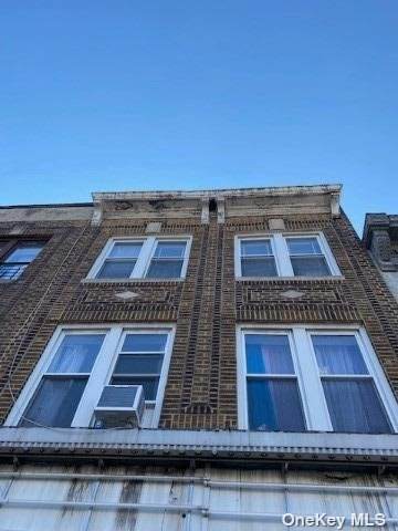 62-20 Myrtle Avenue - Photo 1