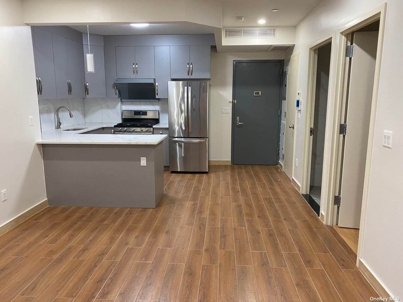 42-22 Crescent Street - Photo 1