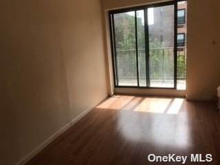 143-50 Barclay Avenue - Photo 1
