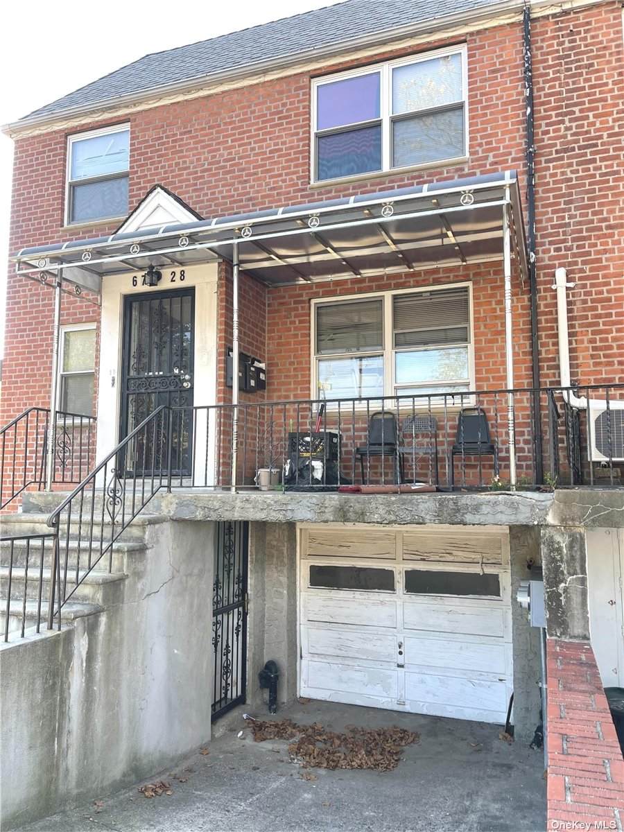 67-28 Utopia Pkwy - Photo 1