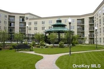 1100 Avalon Street - Photo 1
