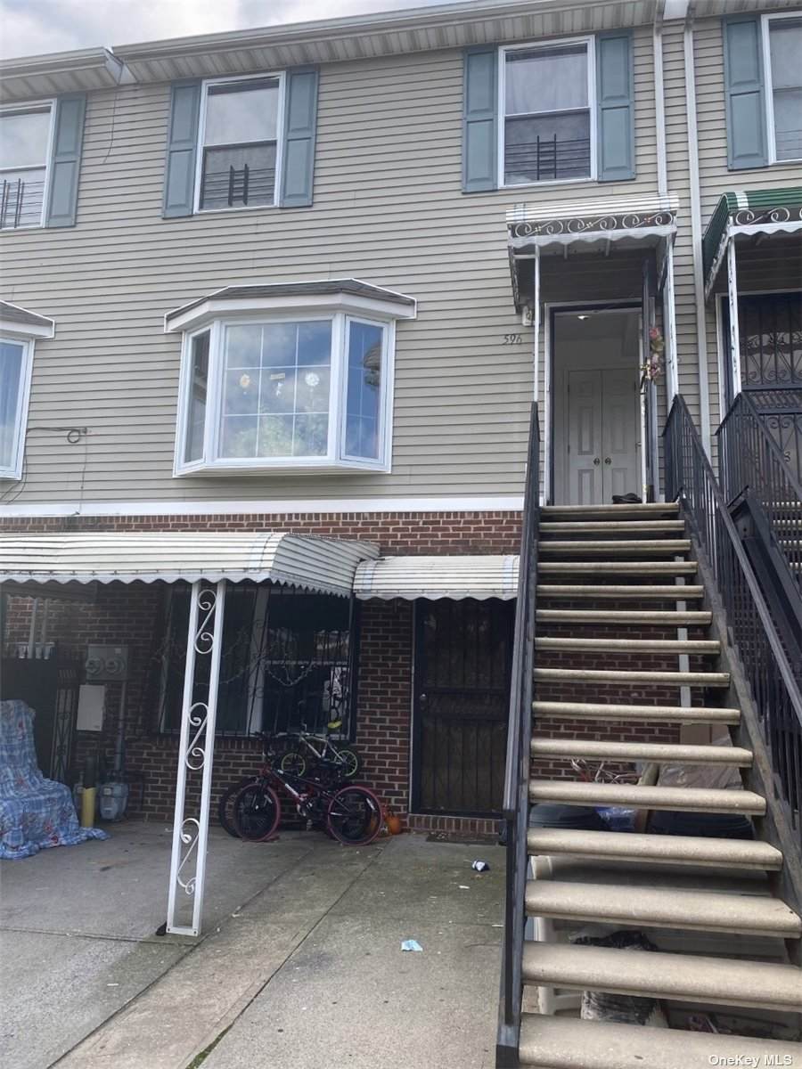 596 Beech Terrace - Photo 1