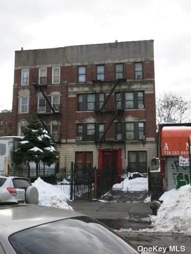 16 Lenox Road - Photo 1