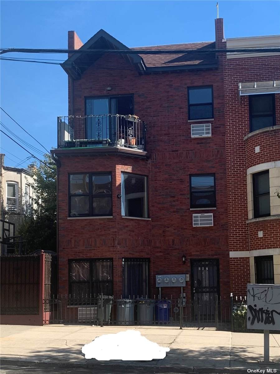 367 Saratoga Avenue - Photo 1