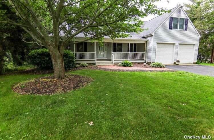 630 Clearview Avenue - Photo 1