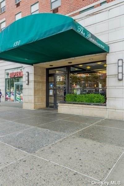 130 Malcolm X Boulevard - Photo 1
