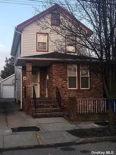 18 3 Avenue - Photo 1