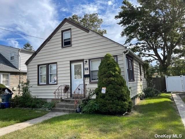 269 Debevoise Avenue - Photo 1