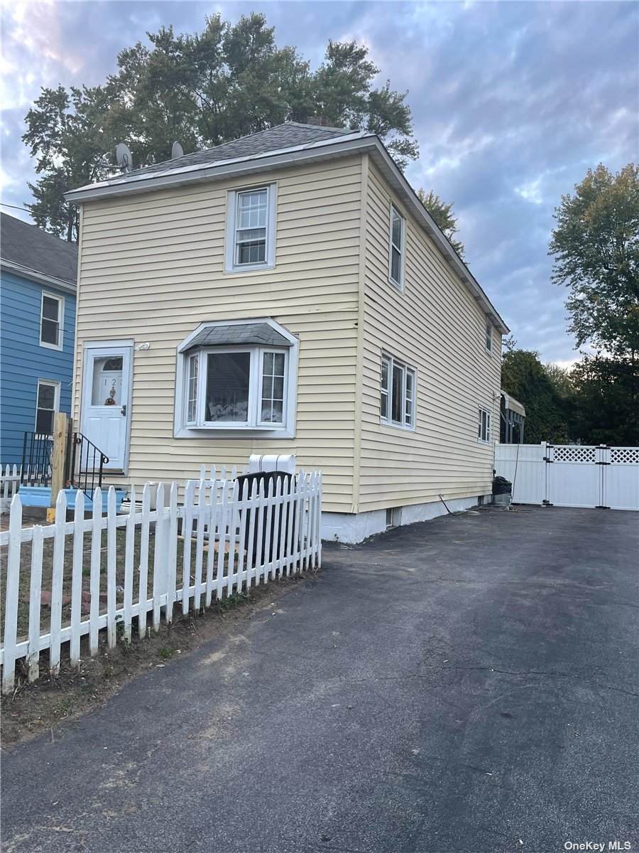 123 Clayton Rd - Photo 1