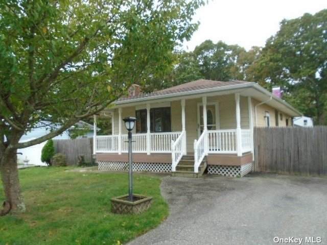 32 Robinwood Street - Photo 1