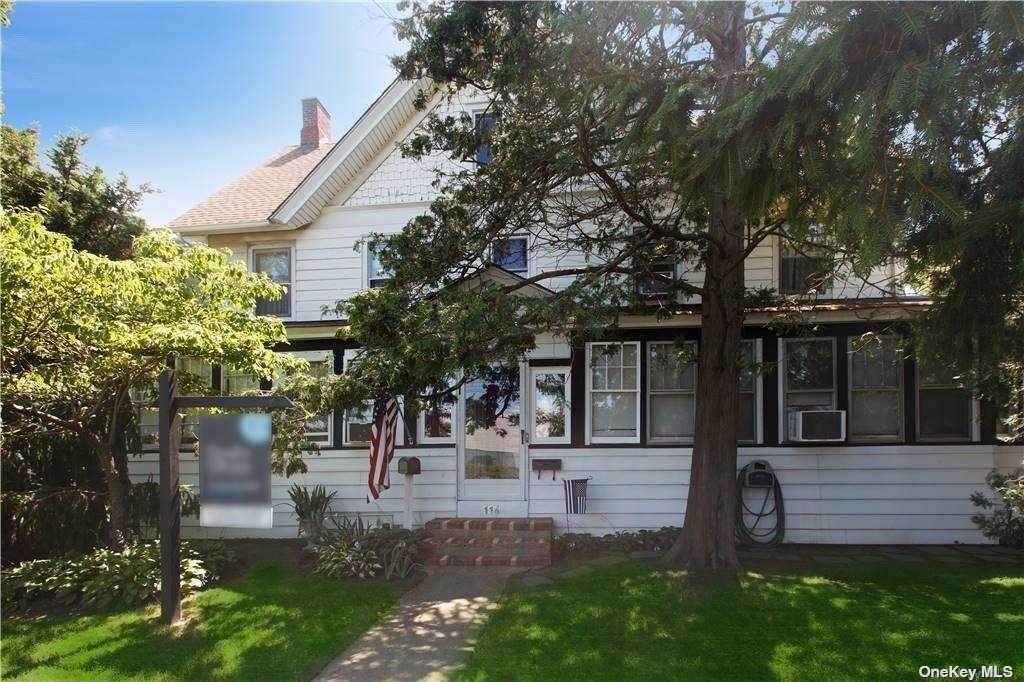 116 Rocklyn Avenue - Photo 1