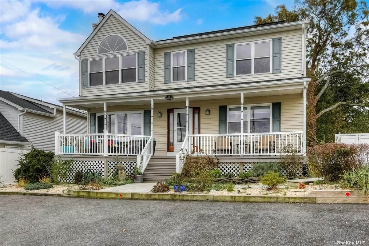 112 Shore Drive - Photo 1