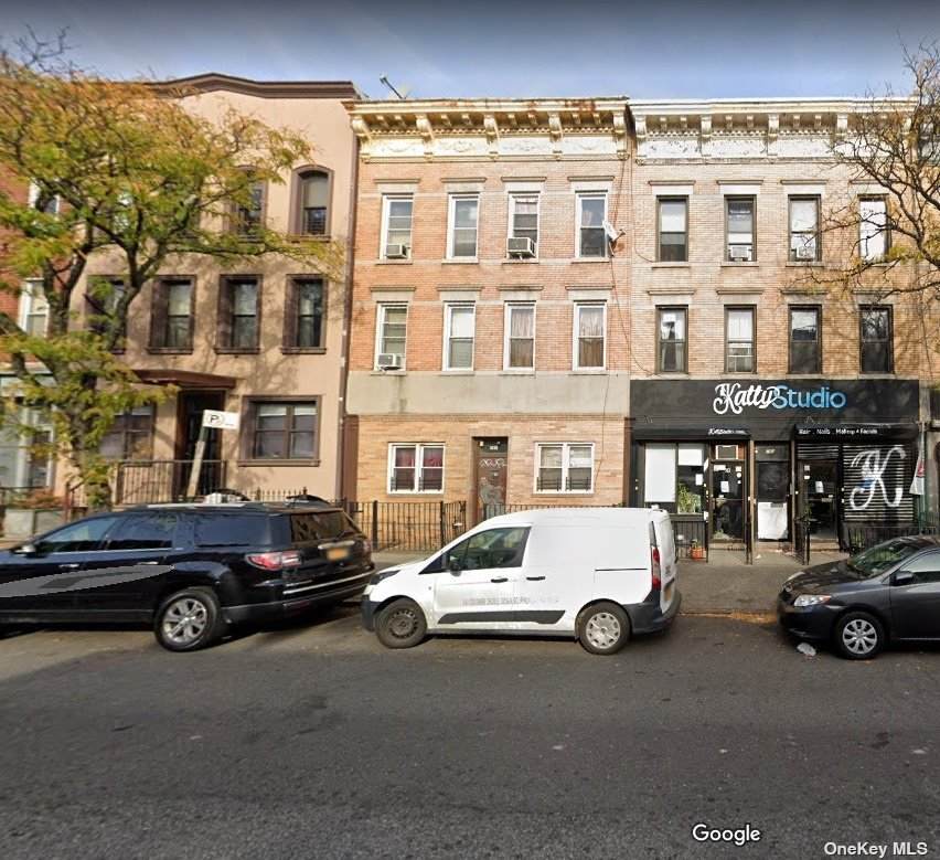 761 Seneca Ave - Photo 1