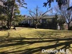 19 Old Riverhead Road - Photo 1