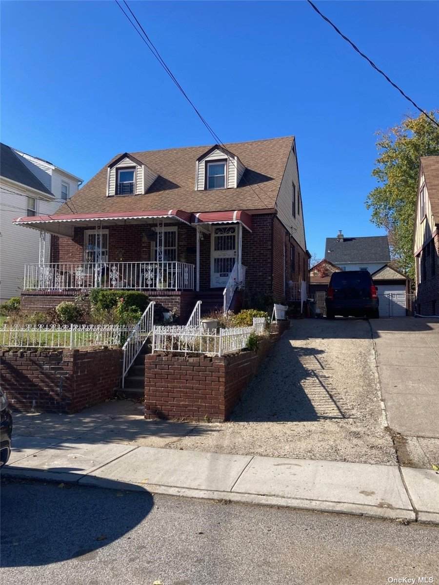 138-40 229th Street - Photo 1