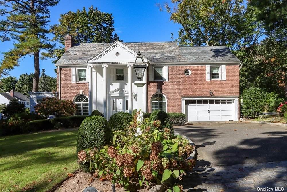 1 Woodland Place - Photo 1