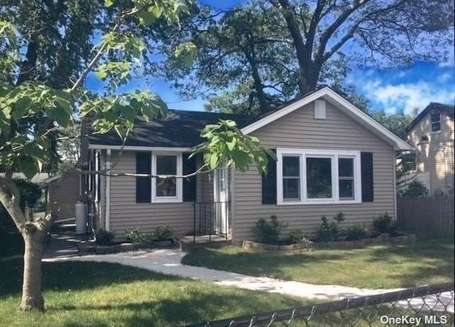 14 Green Avenue - Photo 1