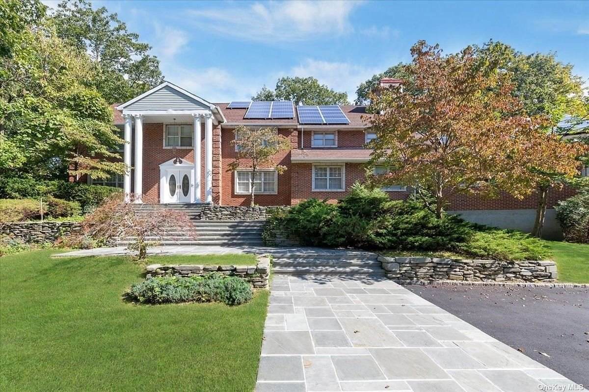212 Sunset Road - Photo 1