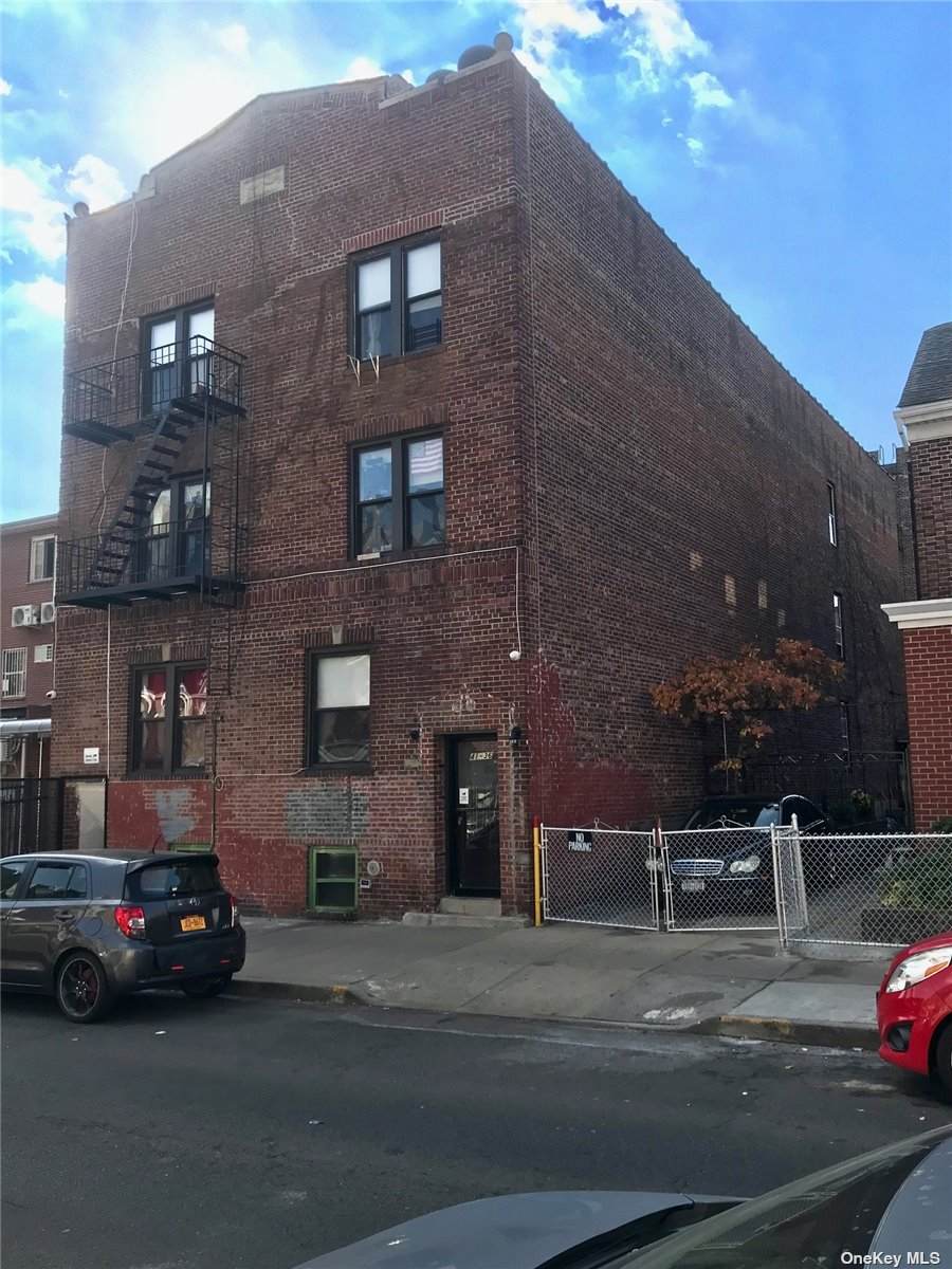 41-36 Gleane Street - Photo 1
