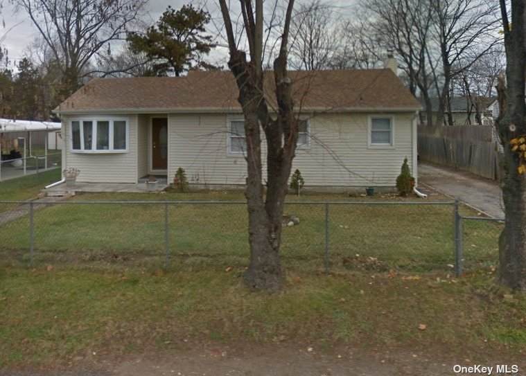 23 Claremont Avenue - Photo 1